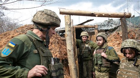 UkraineNews heute Baerbock will Ukraine schwere Waffen liefern