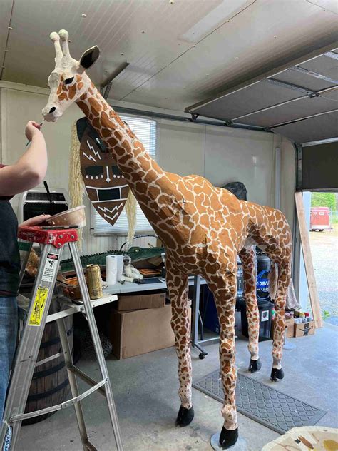 Ultimate Paper Mache Giraffe