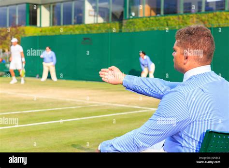 umpire at tennis match