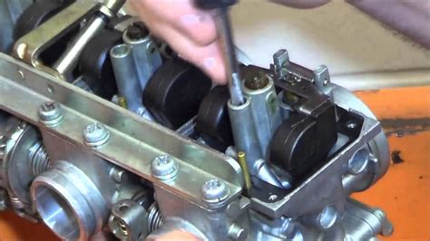 Unblocking Carb Jets