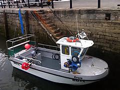 under 8 fishing boats