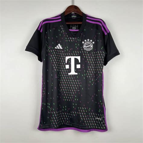 uniforme negro del bayern munich