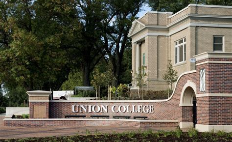 union college in ne