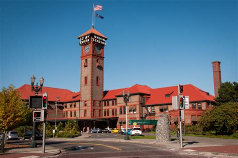 union station to portland