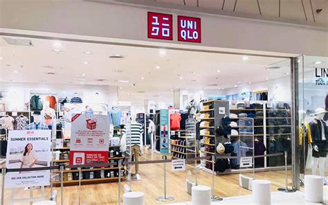 uniqlo clothing near me