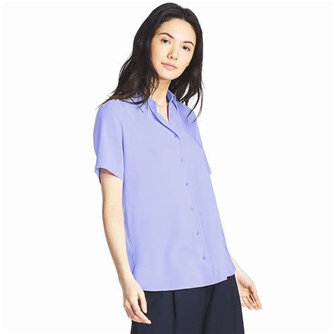 uniqlo rayon short sleeve blouse