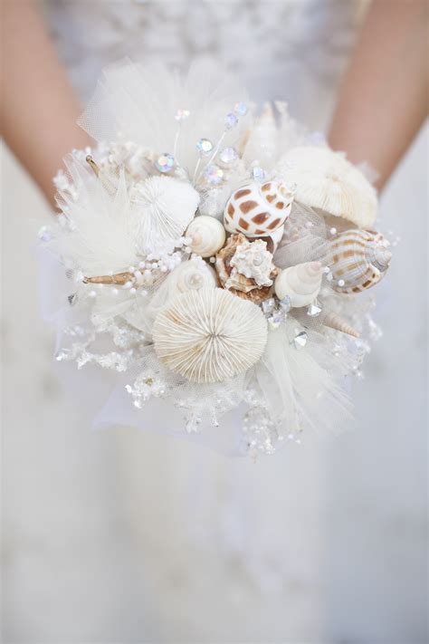24 Unique Wedding Bouquet Ideas from Flowerna.ru in 2020 Flower