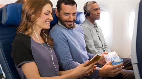 united airlines employee res flying together