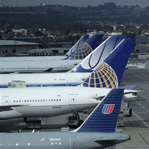 united airlines old livery