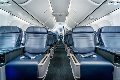 united boeing 737 max 9 business class