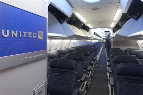 united boeing 737 max 9 first class