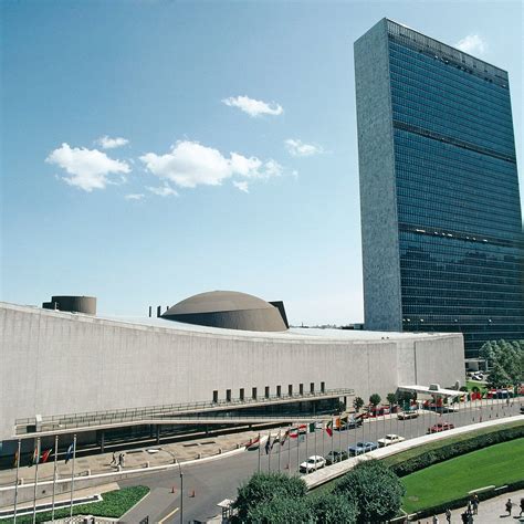 united nations headquarters new york address