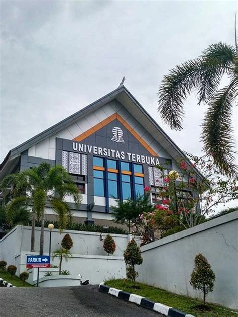 10 Universitas Swasta Terbaik Di Samarinda