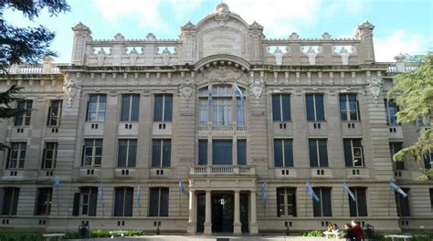 universidad la plata argentina