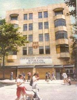 universidad republicana de colombia