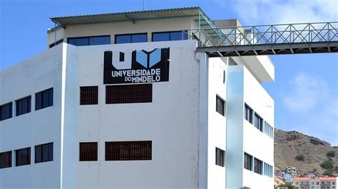 universidade do mindelo cabo verde