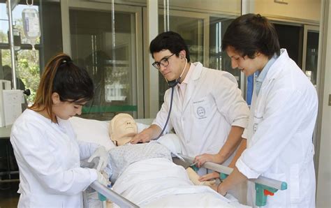 universidades de medicina en chile