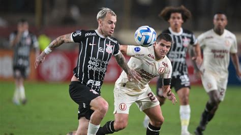 universitario vs corinthians partido