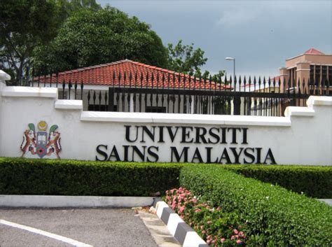 universitas negeri di malaysia
