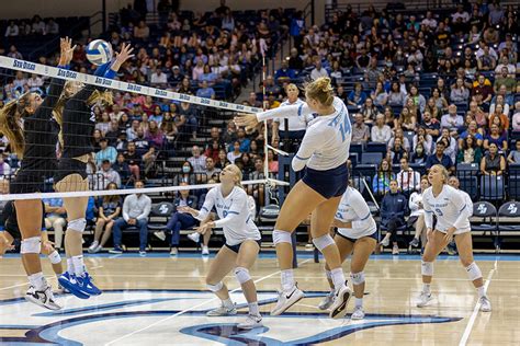 Women's volleyball defeats San Diego in four sets The Daily Universe