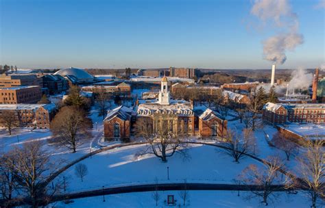 university of connecticut campus tour