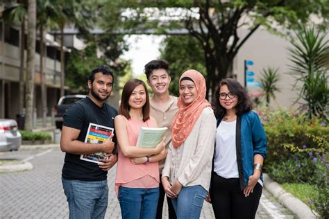 university of malaya international students