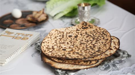 unleavened bread eaten at passover