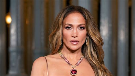 update news on jennifer lopez