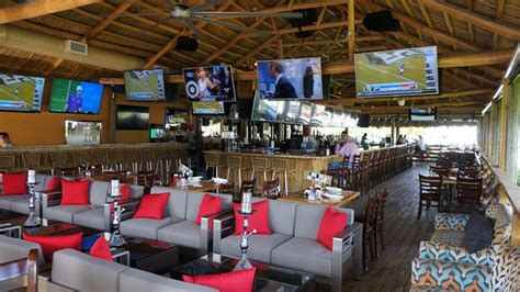 Upper Deck Ale & Sports Grille Sports Bar
