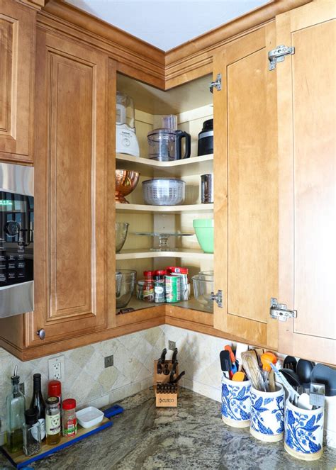 Upper Corner Cabinet Organization