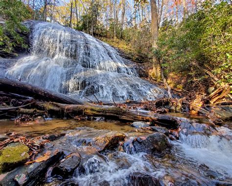 Upper Log Hollow Falls