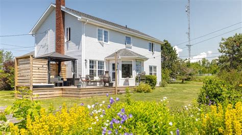 Upper Tea Hill Crescent