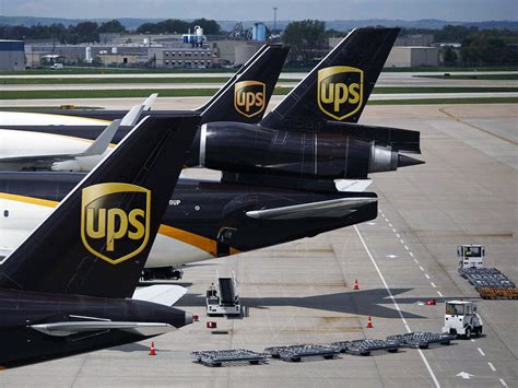 ups air freight tracking