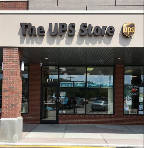 ups shipping center near me phone number