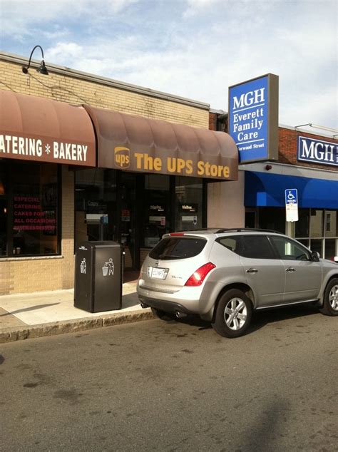 ups store everett ma