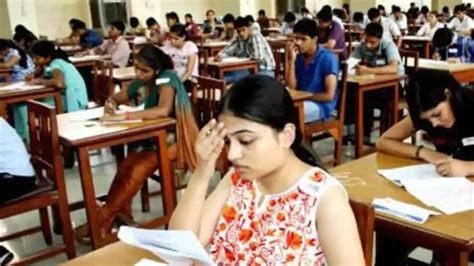upsc prelims held in which month