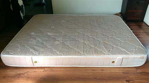 uratex king size bed dimension