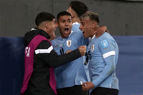 uruguay italia sub 17