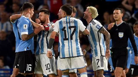 uruguay vs argentina eliminatorias