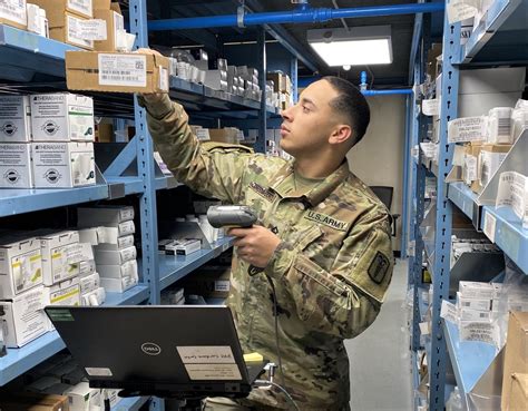 US ARMY Case Medical Instruments and Supply Set / Medical Sanitäter