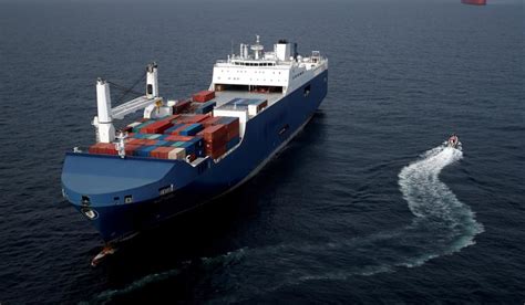 us cargo ship yemen