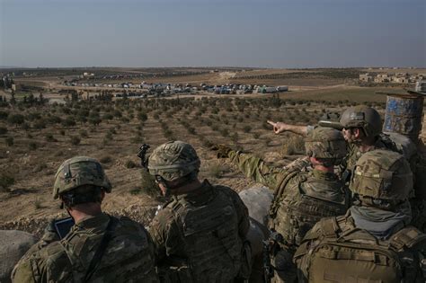us forces attacked in iraq syria