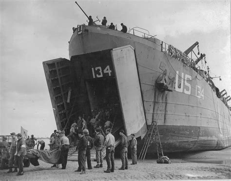 us navy cargo ships ww2