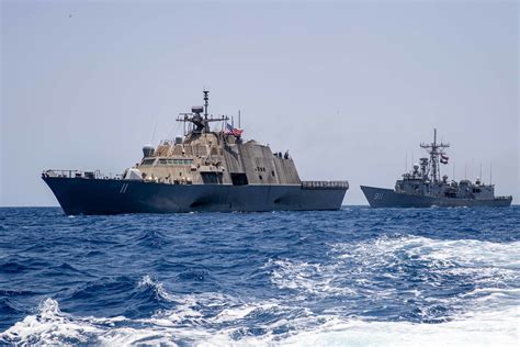 us navy news red sea