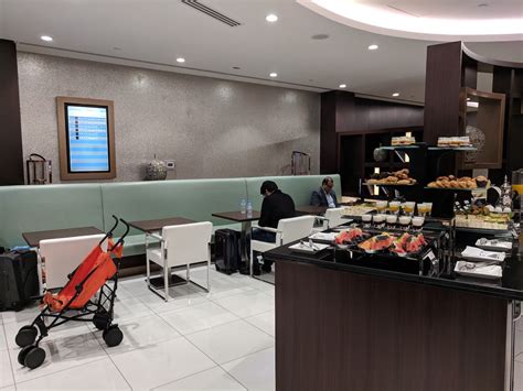 us premium lounge abu dhabi