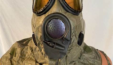 #564: A COLLECTION OF VARIOUS US WWII GAS MASKS