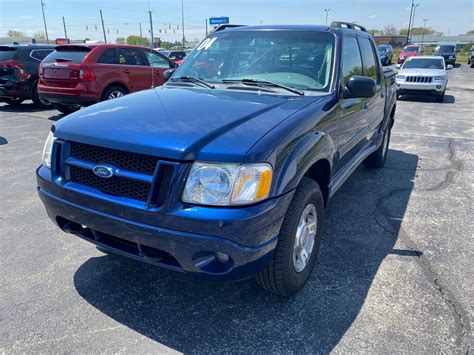 used 2004 ford explorer sport trac xlt