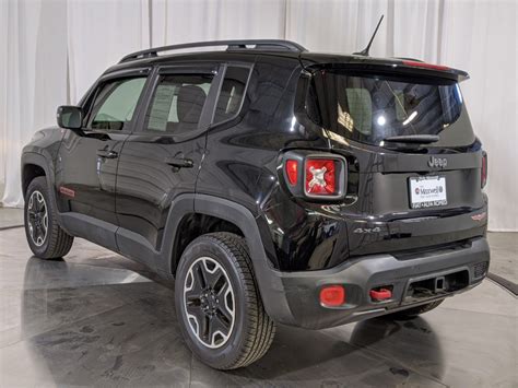 used 2016 jeep renegade trailhawk