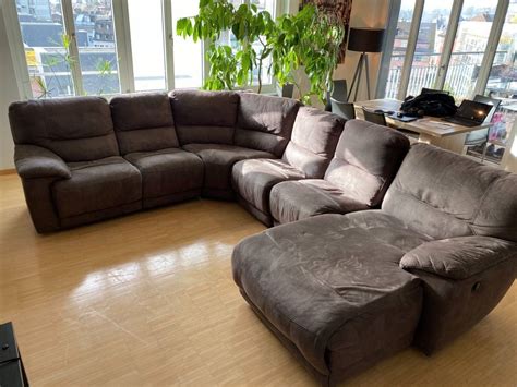 Used Couch Gross