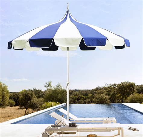 How to Paint Outdoor Fabric to Makeover an Old Umbrella